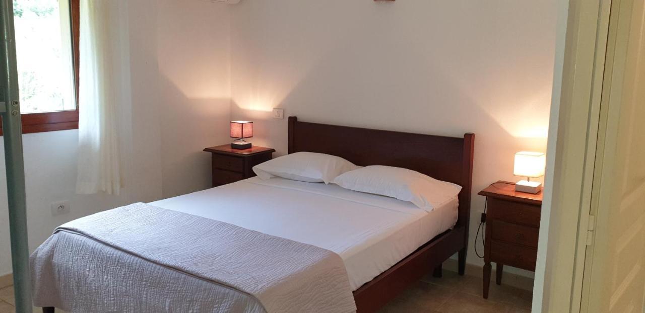 סארי סולנזארה Auberge De Cannedda מראה חיצוני תמונה