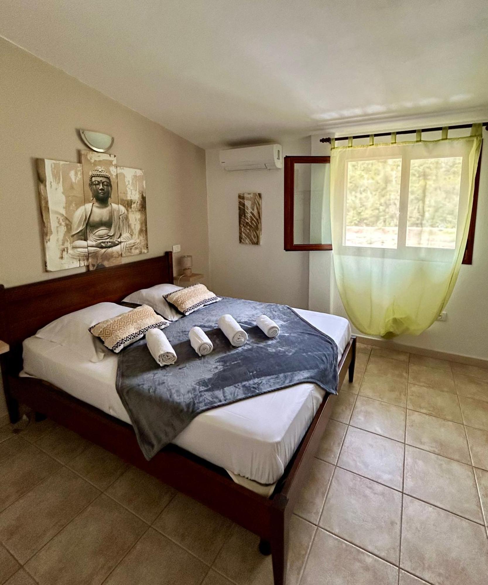 סארי סולנזארה Auberge De Cannedda מראה חיצוני תמונה