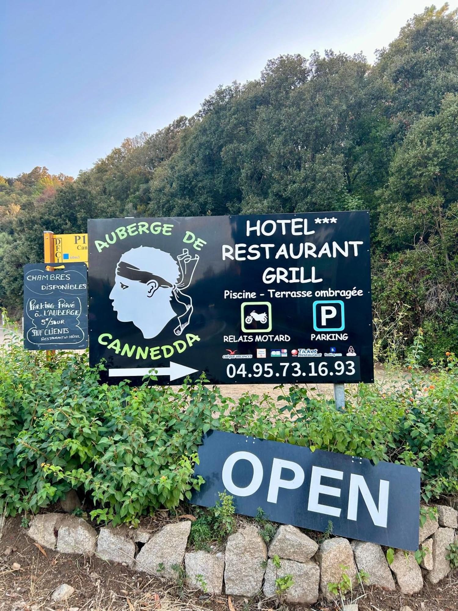 סארי סולנזארה Auberge De Cannedda מראה חיצוני תמונה