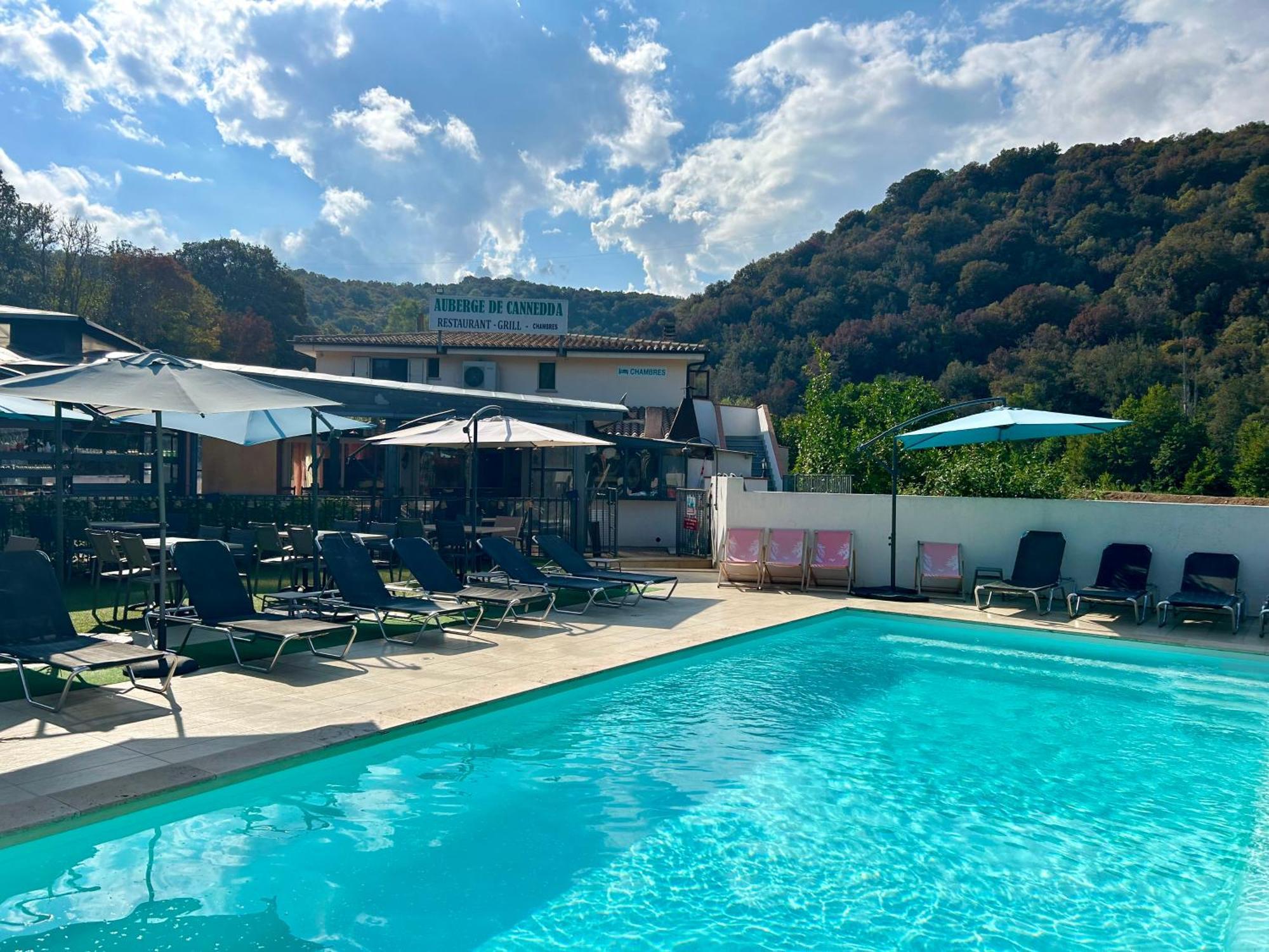 סארי סולנזארה Auberge De Cannedda מראה חיצוני תמונה